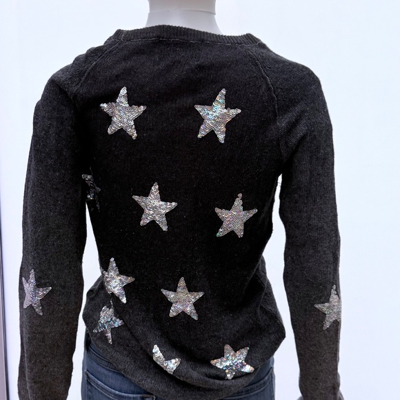 Wildfox Star Sweater XS - Picture 4 of 11